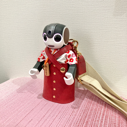 シャープ　ロボホン本体　【キャリーバック付き】 f873c703bf170f0e7018c89e90408c