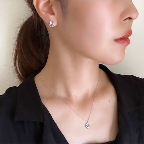 再販♡紫陽花ピアス 紫陽花ピアス/イヤリング（片耳）シルバー 花束 ピアス