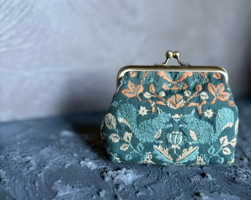 点と線模様製作所 “リスノモリ”がま口ポーチ【 bliss 】小さな巾着付き