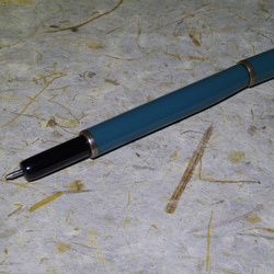 限量版蘆葦圓珠筆雪茄型藍色毛筆手繪物品。 第2張的照片