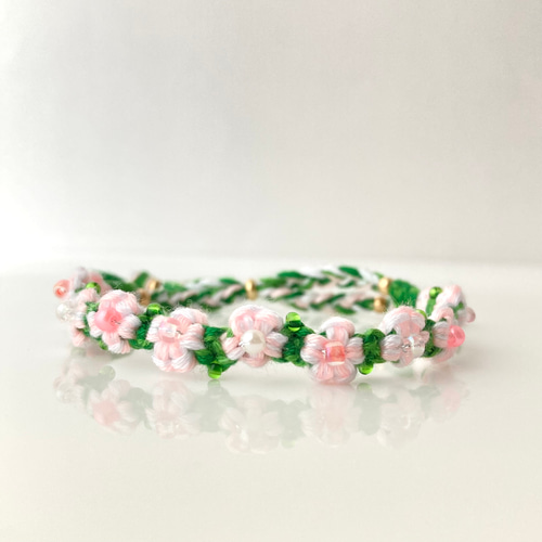 ミハエルネグリン　ブレスレット　ピンク　花モチーフ　フリンジ　美品 ミハエルネグリン ブレスレット ピンク 花モチーフ フリンジ 美