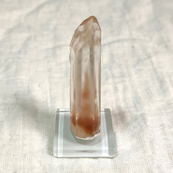 Papaya Quartz  (Amphibole in quartz) マダガスカル産 アンフィボール入り水晶　③ 13枚目の画像