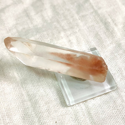 Papaya Quartz  (Amphibole in quartz) マダガスカル産 アンフィボール入り水晶　③ 15枚目の画像