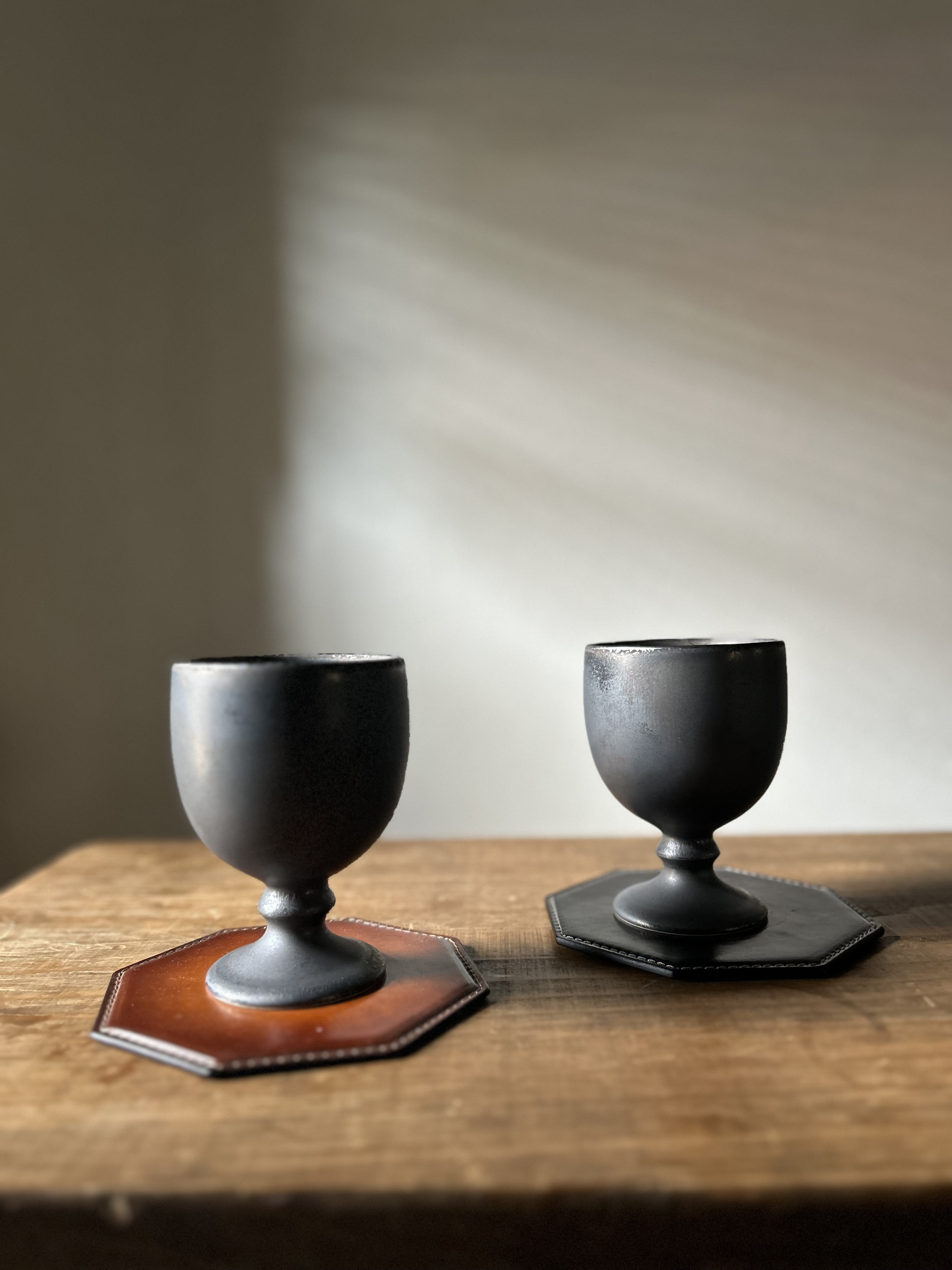 クラシックな八角形の本革レザーコースター 3枚セット