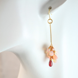 【カラーオパール】　ルビー　ピンクサファイア　ロング耳飾り 4枚目の画像