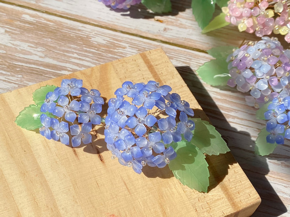 リアル紫陽花二輪のヘアクリップ　薄群青 3枚目の画像