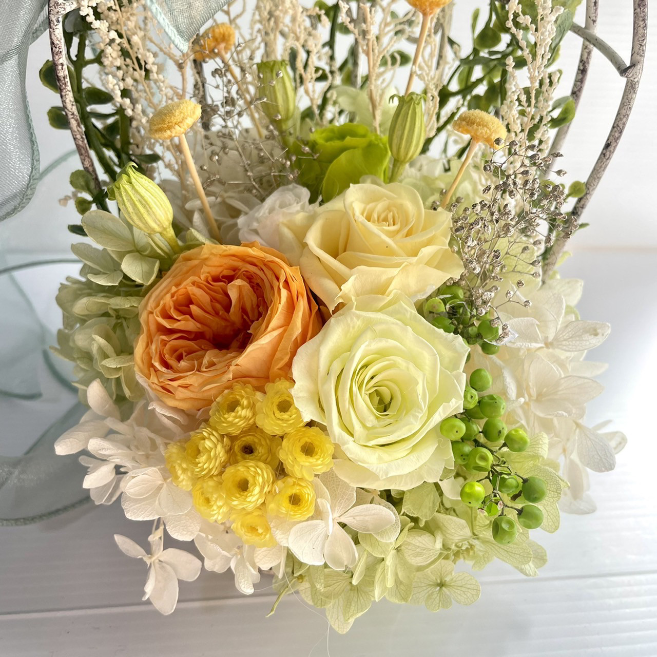 ハーバリウム☆ブリザーブドフラワーの鳥カゴフラワーバスケット☆ウエディング☆プレゼントに☆