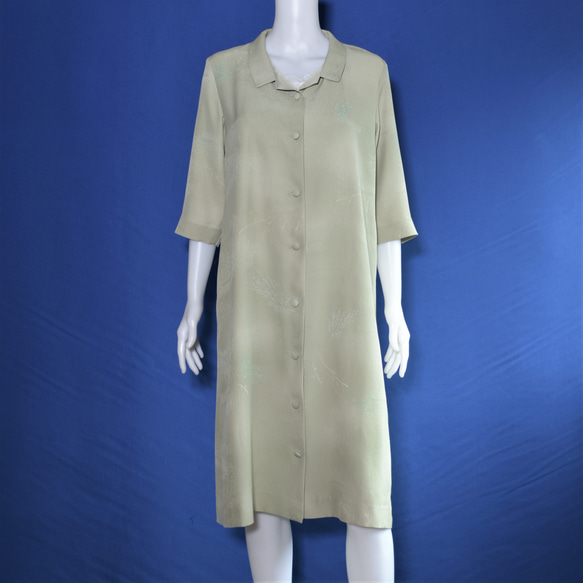 着物リメイク　ロングワンピース　（絹着物地）六分袖 3枚目の画像