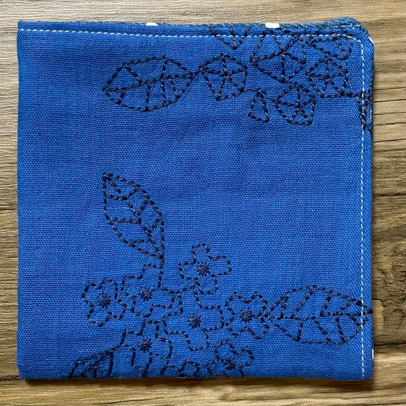 刺繍ガーゼハンカチ★紫陽花 2枚目の画像