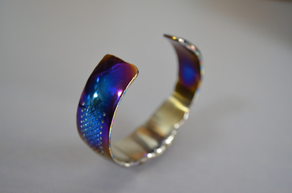 titanium bangle・labradorite・チタンバングル・out of place artifact・63 8枚目の画像