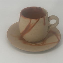備前焼　コーヒー盌皿　緋襷　紙箱入り 1枚目の画像