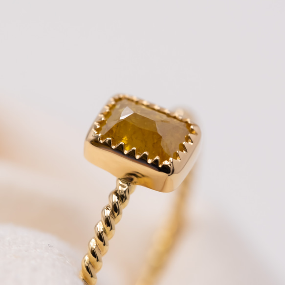 Mimosa Yellow Diamond Ring 7枚目の画像