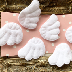 新作【4個1セット】天使の羽ふわふわクッションパーツ♡小物や