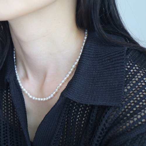 14kgf 小粒淡水バロックパールネックレス（5mm）スキン