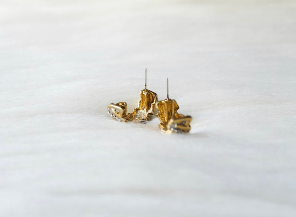 幾何俐落角型閃耀時代 /金 古董珠寶耳針飾品耳環 earrings Dangl 第3張的照片