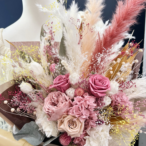 華やかドライフラワーの花束 ブーケ ortensia(オルテンシア) 通販