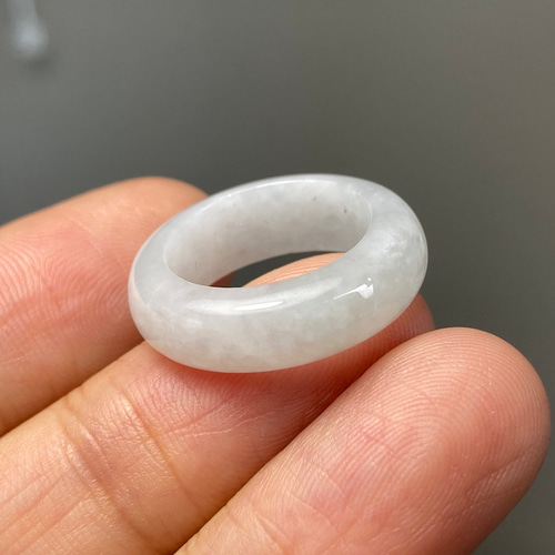 5000円引き くりぬき指輪 リング 本翡翠 ヒスイ 無化学加工 誕生日