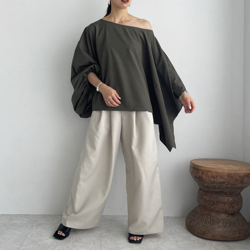 RISLEY アシンメトリーカットソートップス　カーキ RISLEY アシンメトリーカットソートップス カーキ