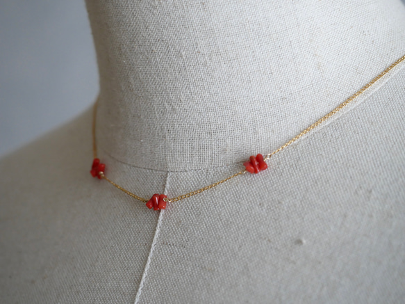 14KGF  Natural Sardinia red coral  station necklace 第3張的照片