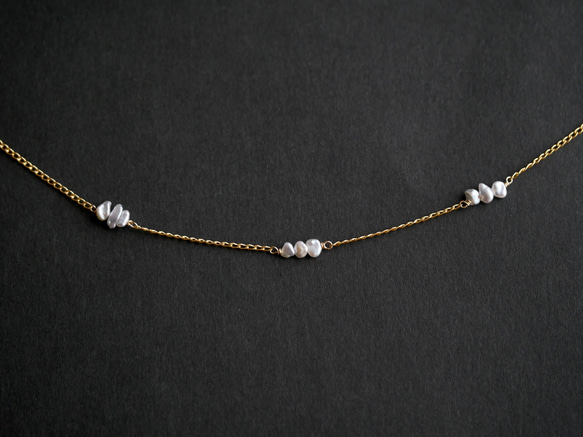 14KGF Akoya keshi pearl station necklace 3 第3張的照片