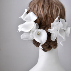 NEW!  ホワイトカラーのシンプルで上品なヘアアクセサリー　ヘッドドレス　ウェディング　成人式　卒業式　ヘアパーツ　 1枚目の画像