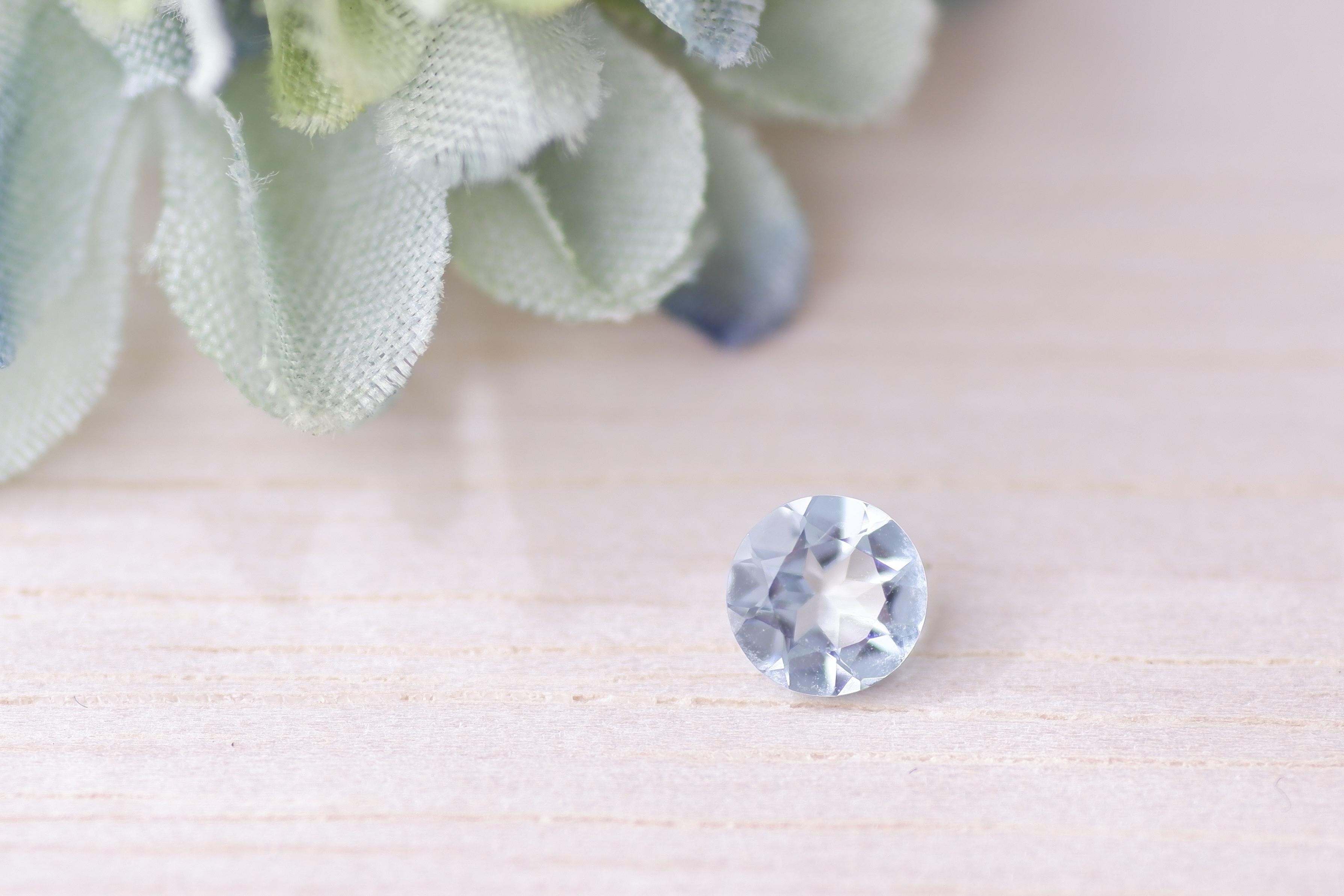 アクアマリン＊ラウンド・カット＊0.37ct＊4.9mm＊BEA-046