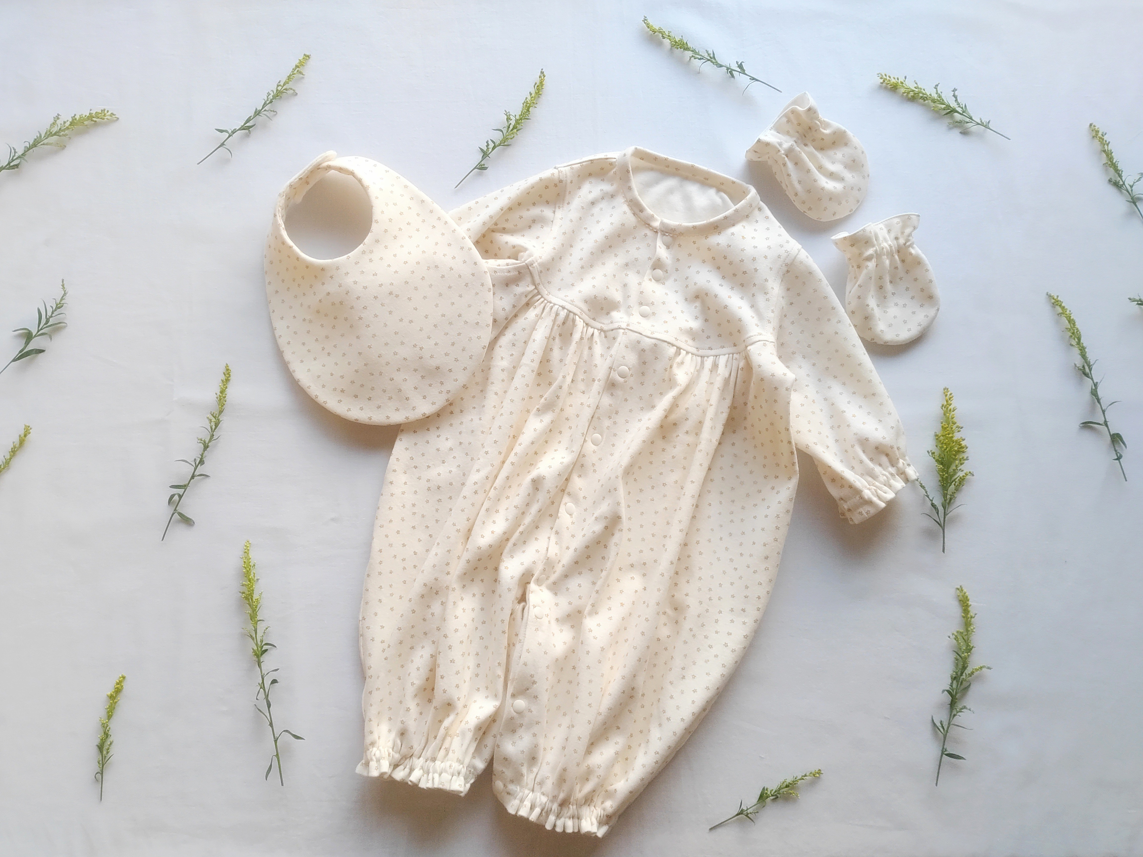 【新生児服】きらきらお星さまスムースコットン ツーウェイオール 3点 セット｜出産祝い・退院着・お宮参り・マンスリーフォ