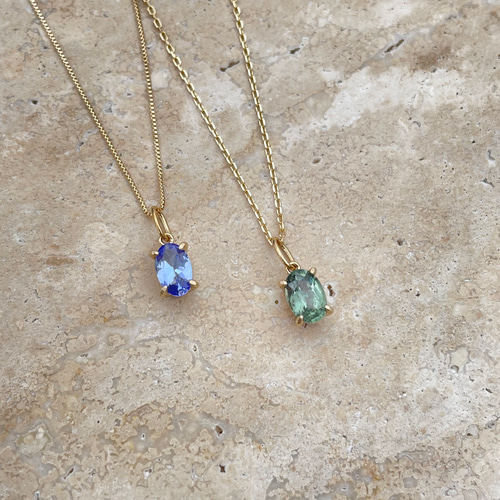 天然石ネックレス／K10YG. カラーチェンジガーネット／Anuenue.