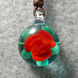 赤バラ とんぼ玉 ガラス ネックレス No2253 2枚目の画像