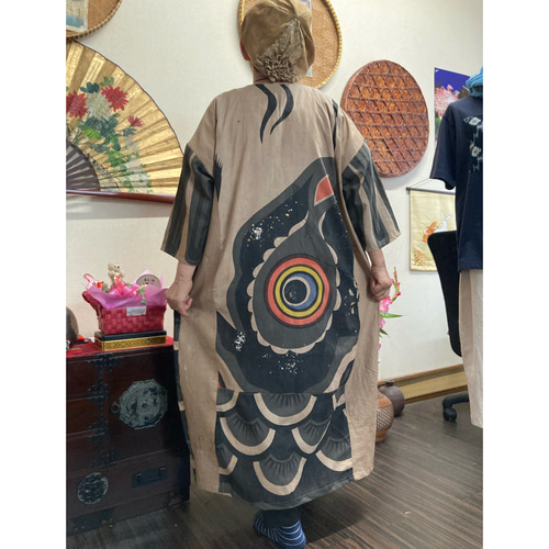 鯉のぼり(木綿)の柿渋染めワンピース(金太郎柄) 古布リメイク