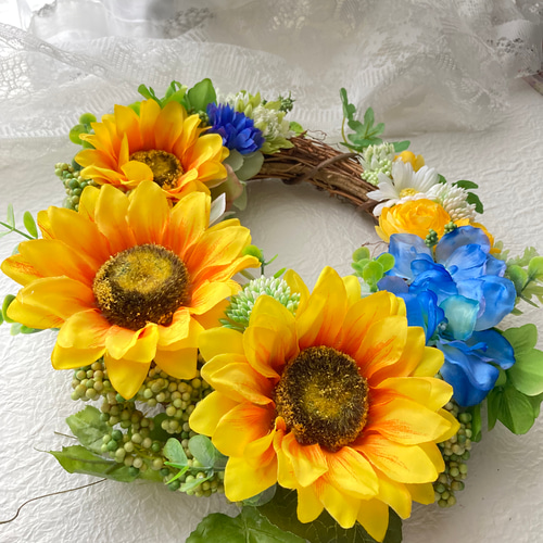 向日葵と小花達の夏リース❣️ 造花 玄関 フラワーリース 黄色リース 向日葵と小花達の夏リース 造花 玄関 フラワーリース 黄色リース