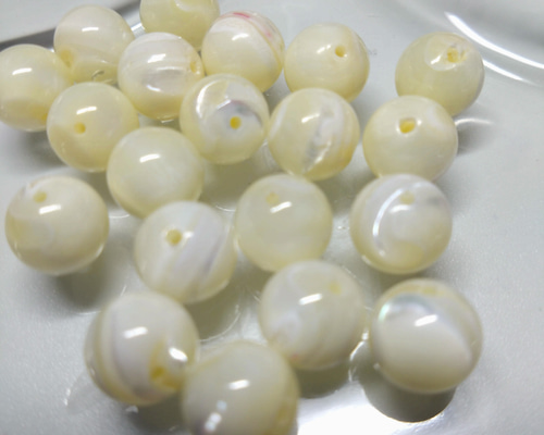貝がらビーズ1杯  ５００円〜 楽天市場】【 シェル 高瀬貝 ビーズ 丸玉 8mm 20cm括り