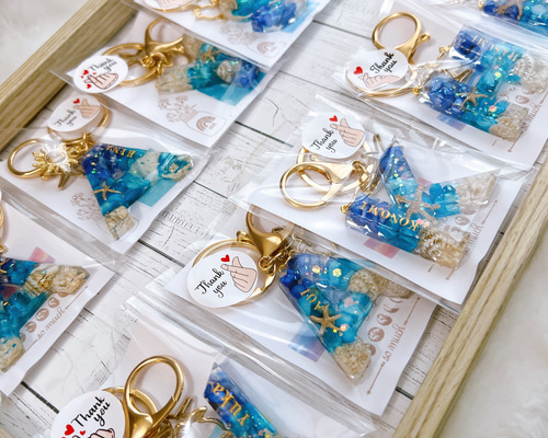 maresesese 　イニシャルキーホルダー　青　ハンドメイド　冬　雪 沖縄OceanBlueレジンイニシャルキーホルダー その他雑貨 美ら海
