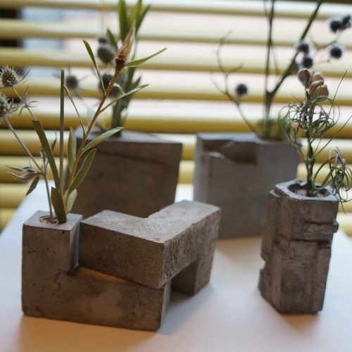 一輪挿しARCHI_A フラワーベース 3Dプリント＋セメント雑貨 一輪挿し