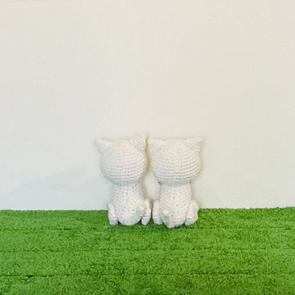 苔田かえる作‼️【ウェルカムドール】白猫のあみぐるみ 6枚目の画像
