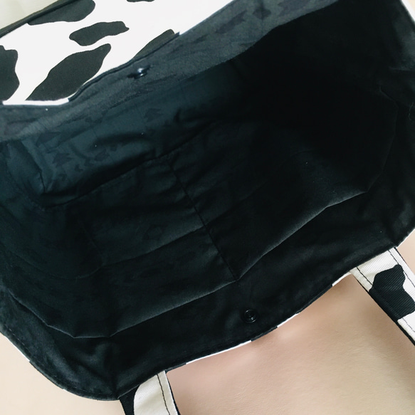 牛柄ホルスタインシンプルミニトートバッグ（白/黒）＊ハンドメイド 6枚目の画像