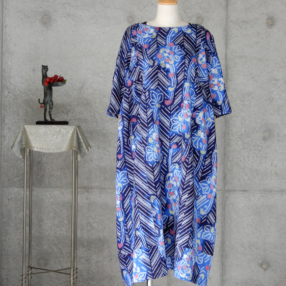 着物リメイク　有松絞りのチュニックワンピース   フリーサイズ  kimono 2枚目の画像