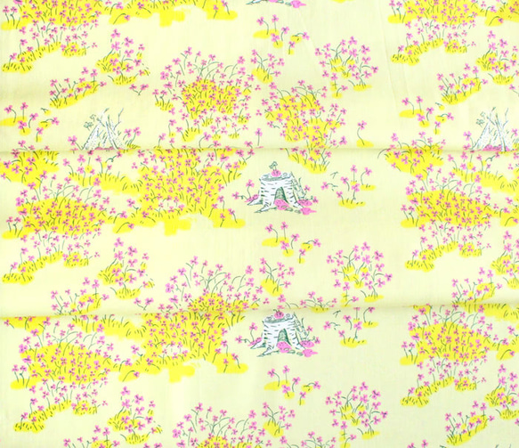 カットクロス Windham Fabrics / Lucky Rabbit / Fairy House Yellow 6枚目の画像