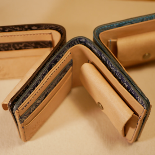 全8色】【名入れ無料】ペイズリー柄 二つ折り財布/カスタム可能 二