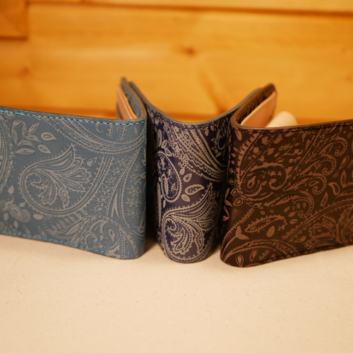 全8色】【名入れ無料】ペイズリー柄 二つ折り財布/カスタム可能 二