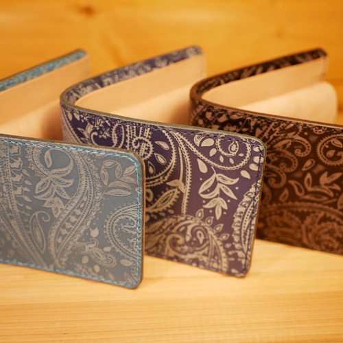 全8色】【名入れ無料】ペイズリー柄 二つ折り財布/カスタム可能 二