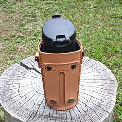 Dカン&ベルトループ付き 本革水筒ポーチ 保冷機能付きペットボトルホルダー モールシステム対応ポーチ ショルダー ヌメ革 11枚目の画像
