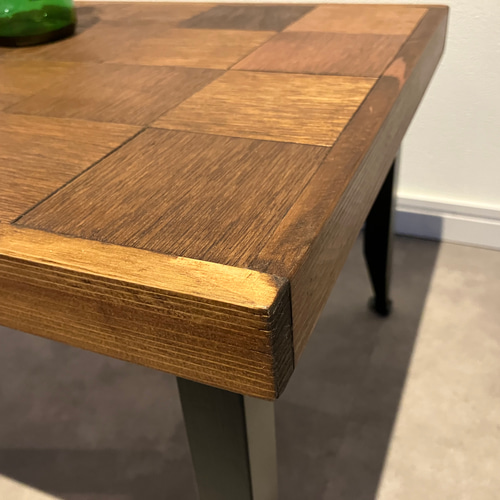 美しい市松模様テーブルローテーブル