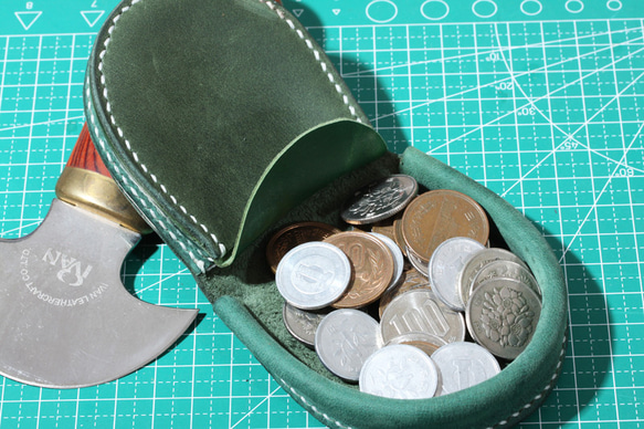 ダブルカラーアドバンレザーグリーン 馬蹄型 コインケース 小銭入れ 携帯便利新品 6枚目の画像