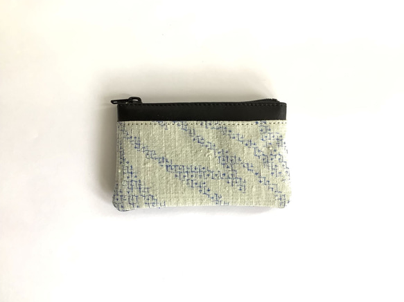 伝統織物のトップブランド塩沢織のファスナー小銭入れＶＧ9 1枚目の画像