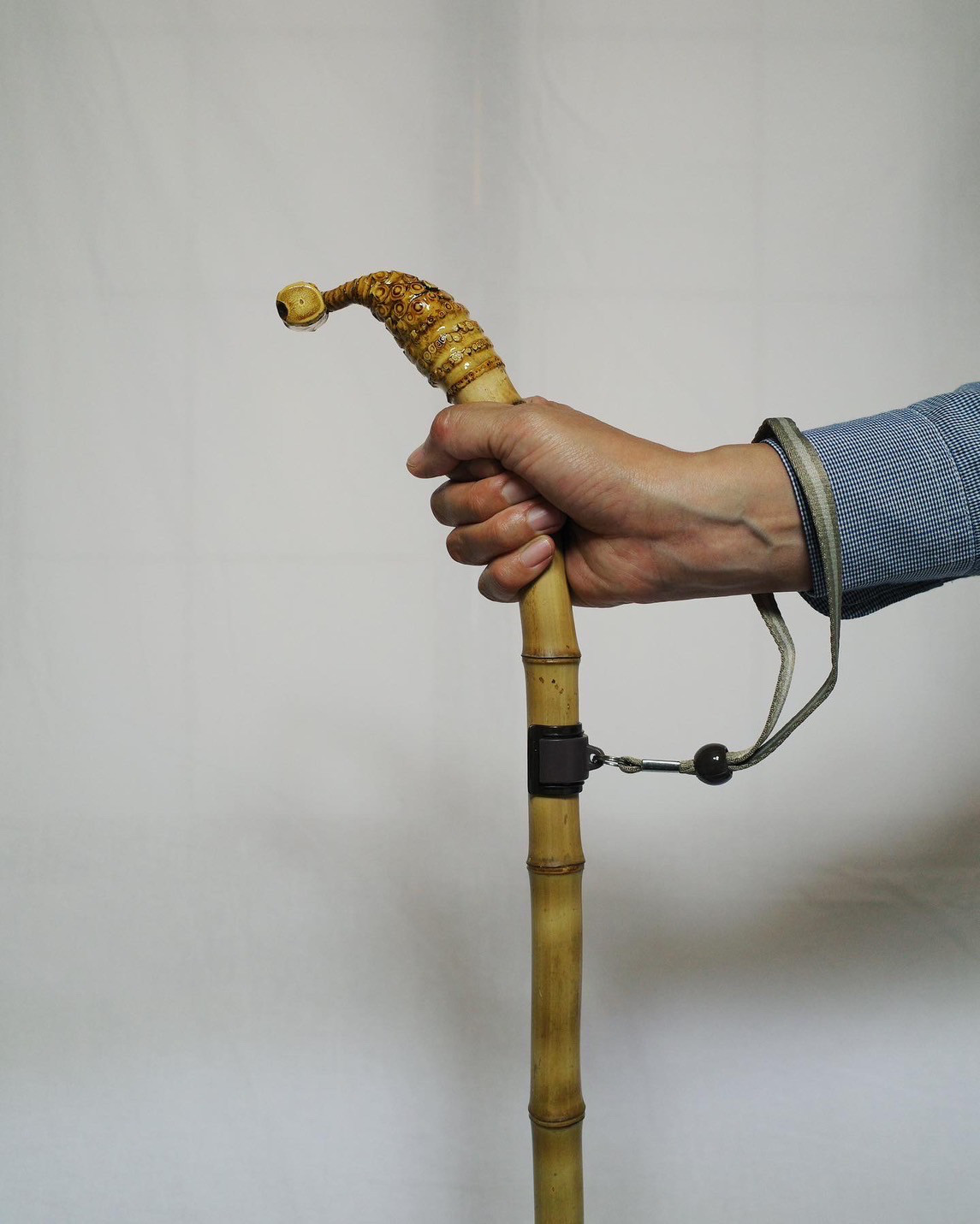 根鞭　ステッキ　竹　杖　アンティーク　ねぶち　曲がり竹 根鞭 ステッキ 竹 杖 アンティーク ねぶち 曲がり竹 - メルカリ