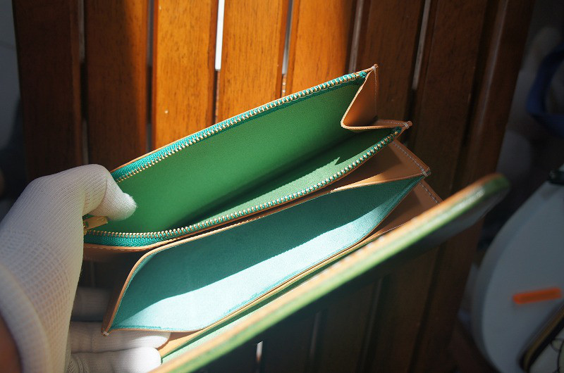 【受注製作】【送料無料】ルガトショルダーのロングウォレット【パロットグリーン】革財布