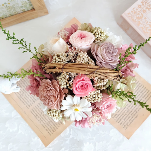 プリザーブドフラワー持ち手付きバスケットアレンジ✨ ふわふわ紫陽花