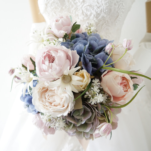 送料無料】アンティーク紫陽花とバラのピンクブルー ラウンドブーケ