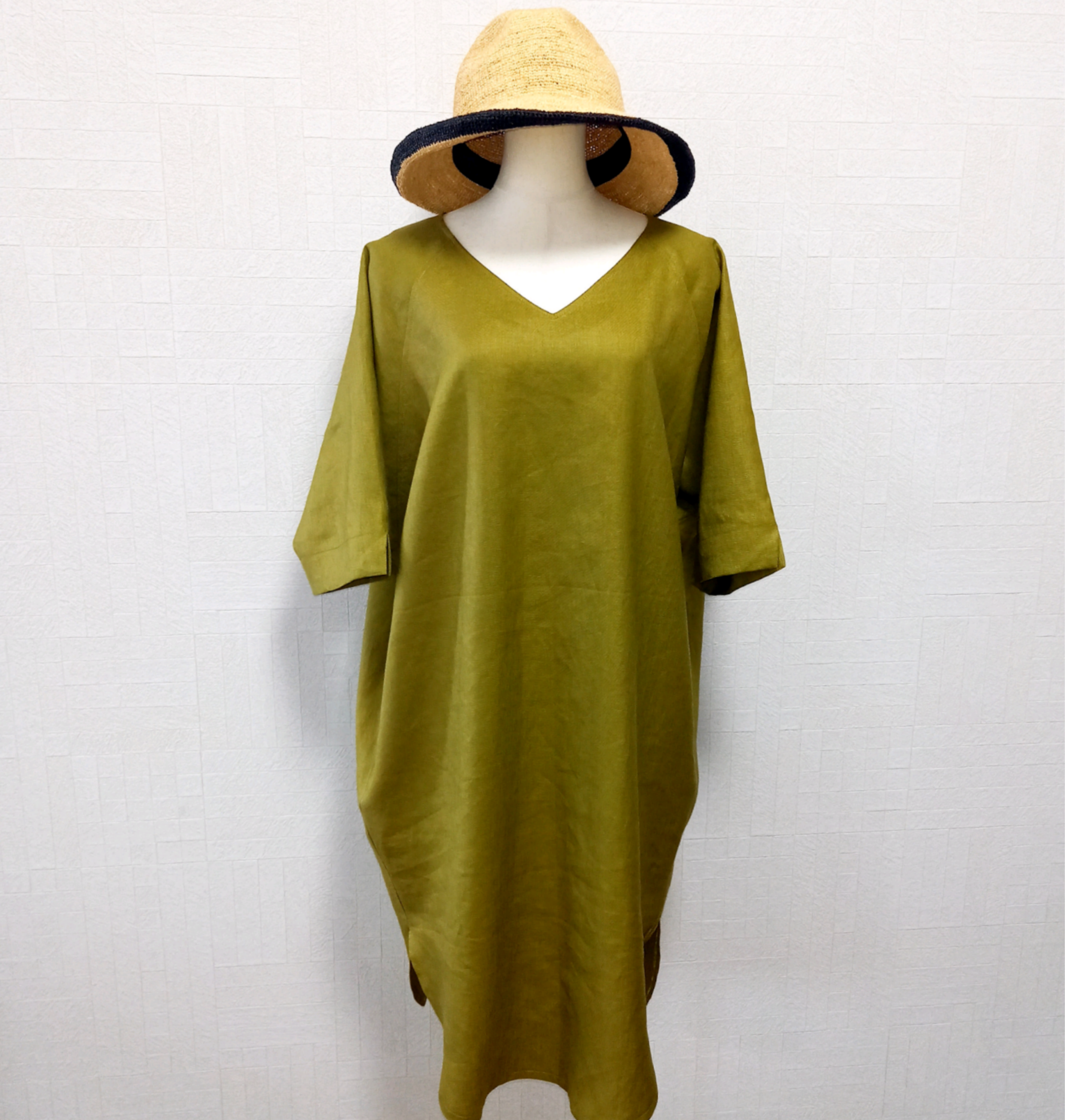 ビッグサイズ　リネンTブラウス(オリーブグリーン)